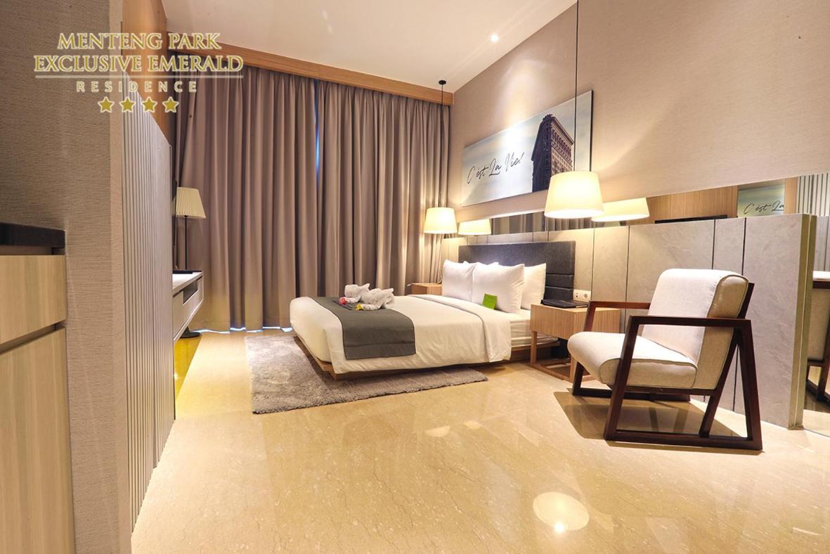 Menteng Park Exclusive Emerald Yakarta Exterior foto