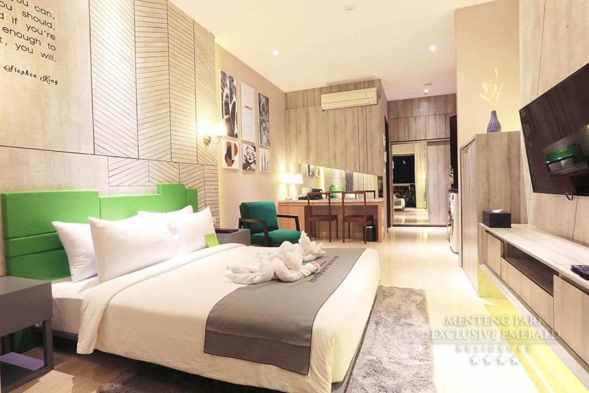 Apartamento Menteng Park Exclusive Emerald Yakarta Exterior foto