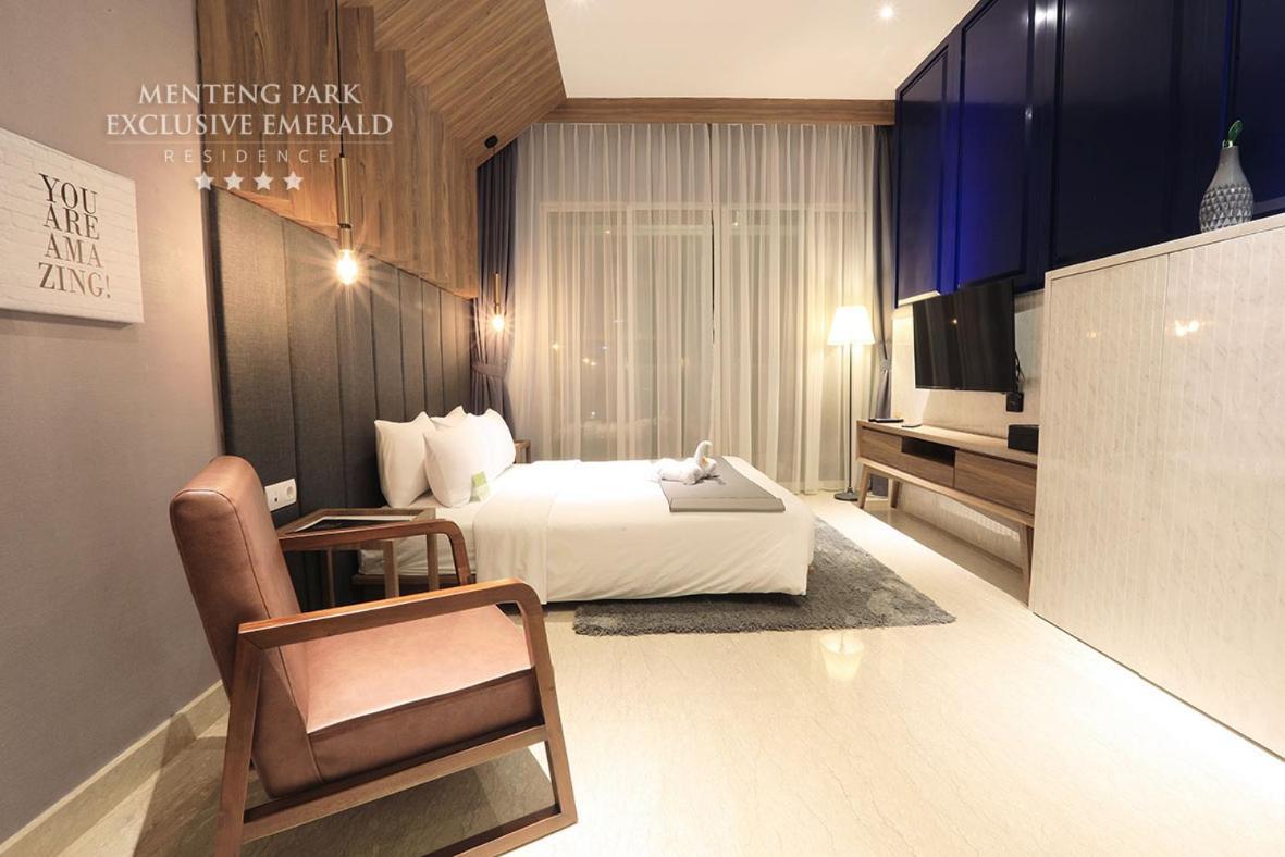 Apartamento Menteng Park Exclusive Emerald Yakarta Exterior foto